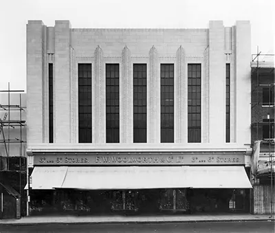 Woolworth's in Brixton, London, SW9 moved to elegant state-of-the-art new premises in September 1936. The new building was the centrepiece of a major redevelopment scheme to tidy and straighten the streetscape at the southern end of Brixton Road between Electric Avenue and Coldharbour Lane.